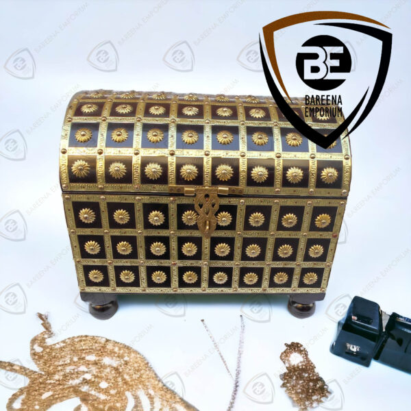 BE - Rustic Wooden Treasure Chest