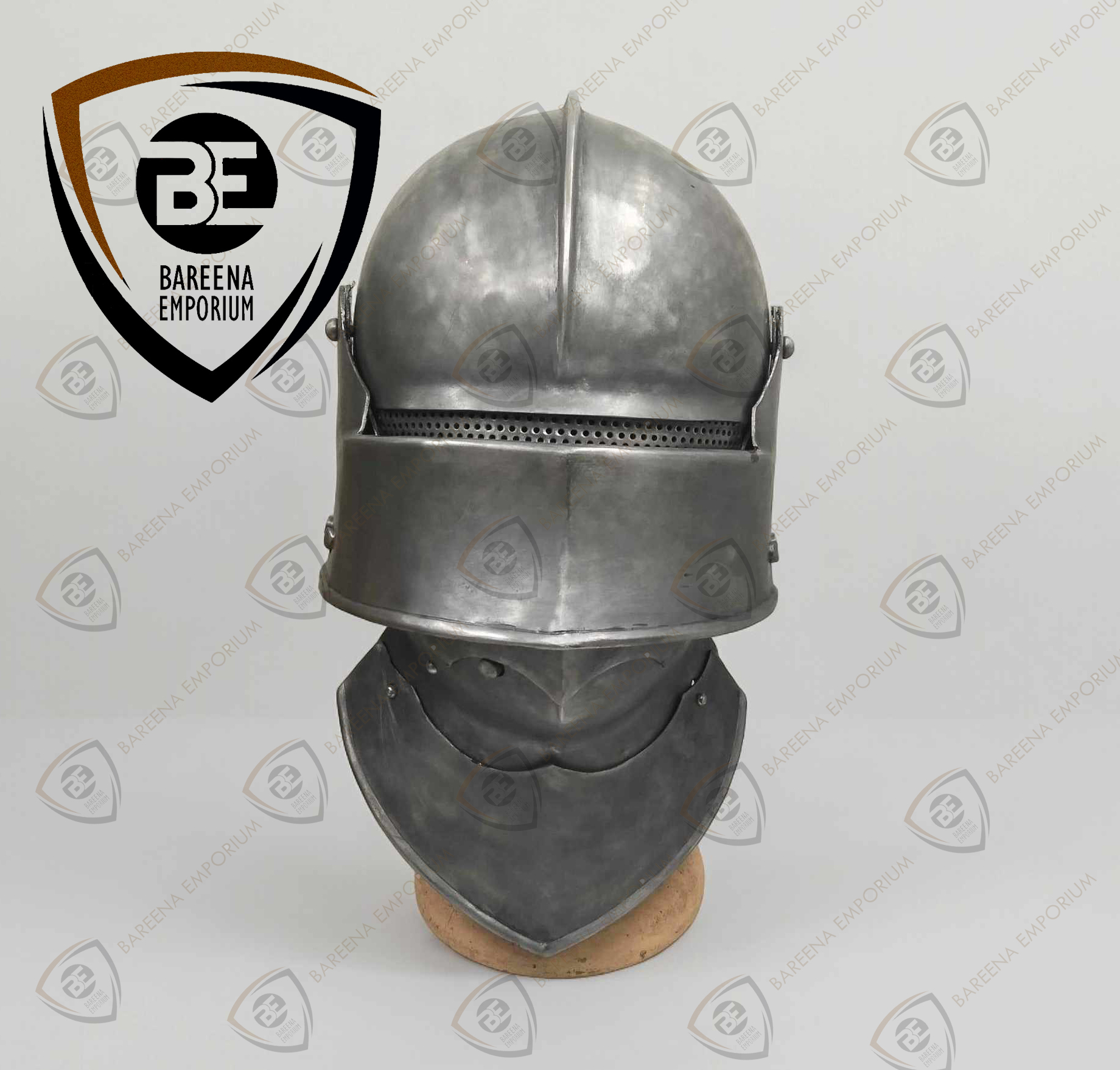 Sallet with adjoined Bevor - Image 4