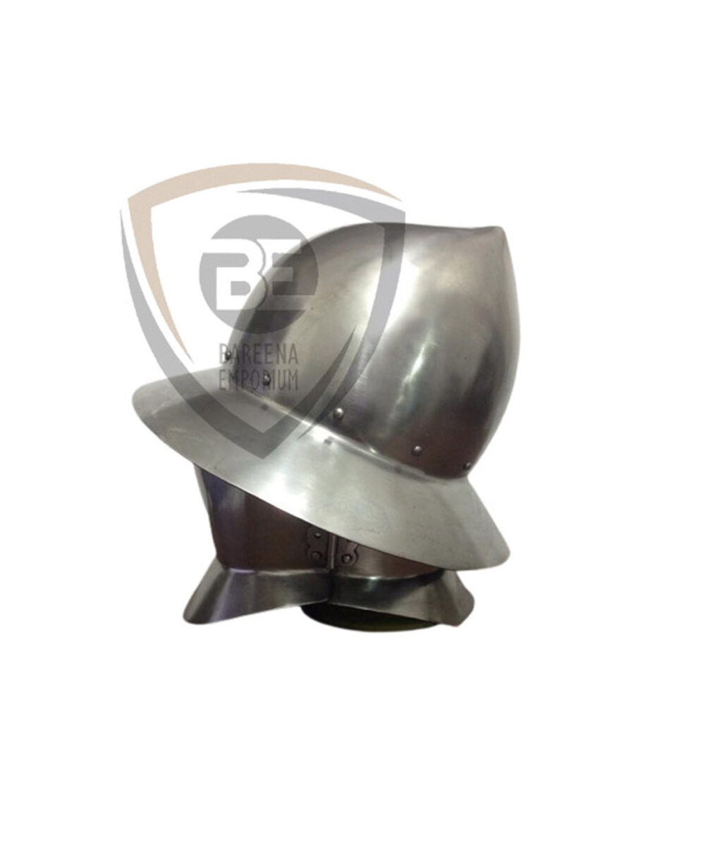 Kettle Helmet with Bevor